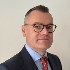 Dr Jonathan Sims